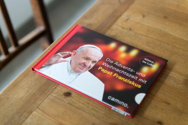Produktfotos Adventskalender Papst